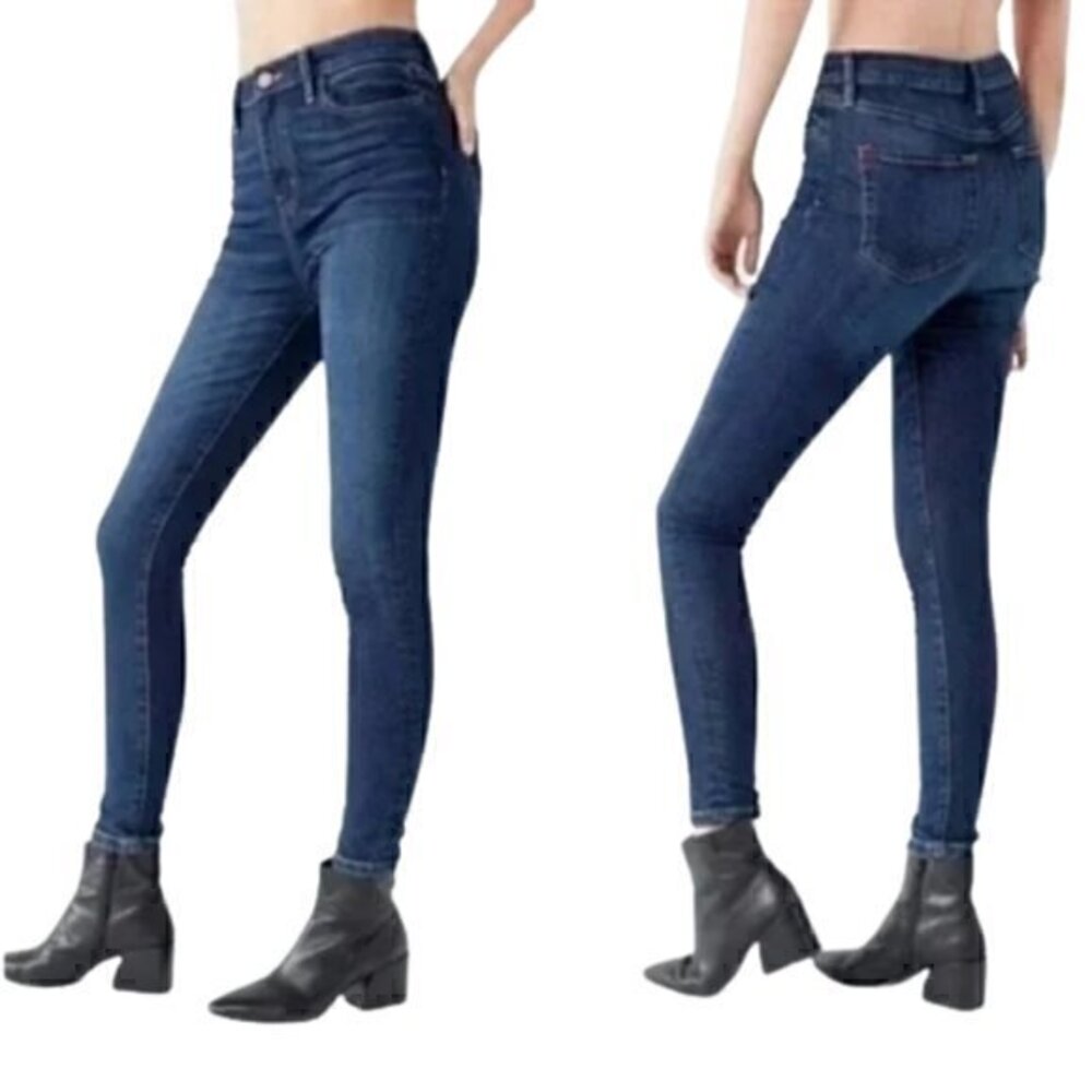 [BDG] High Rise Twig Ankle Jeans - Size 26x29